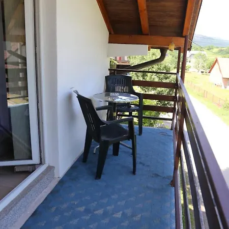 Prole Apartman *